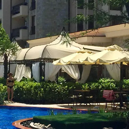 Большая Студия Для 4-Х Человек С Выходом На Бассейн В Каскадас Apartamento Sunny Beach
